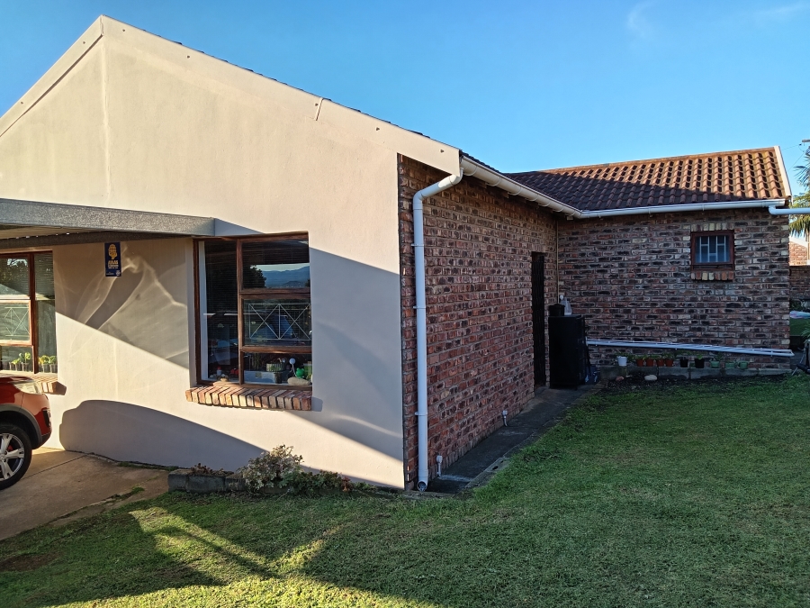 3 Bedroom Property for Sale in Strelitzia Park Eastern Cape